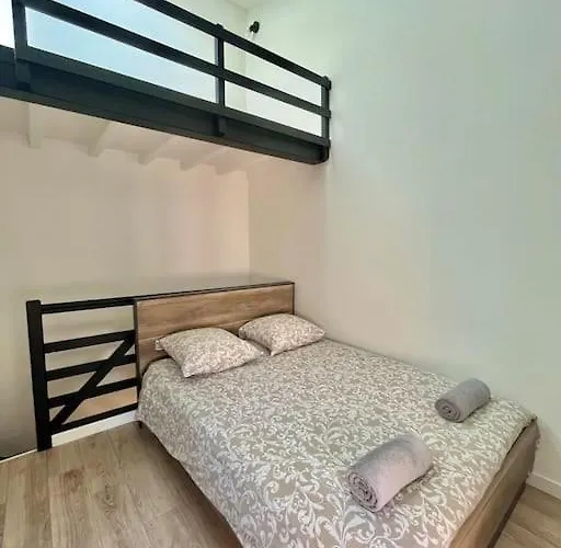Duplex Pierre B Daire *