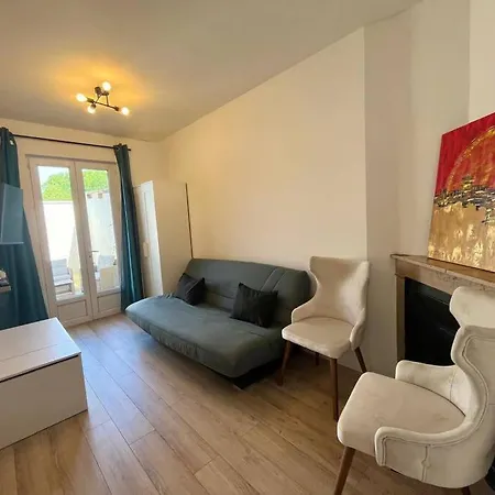 Duplex Avec Terrasse A 15 Min De Lyon Apartment *